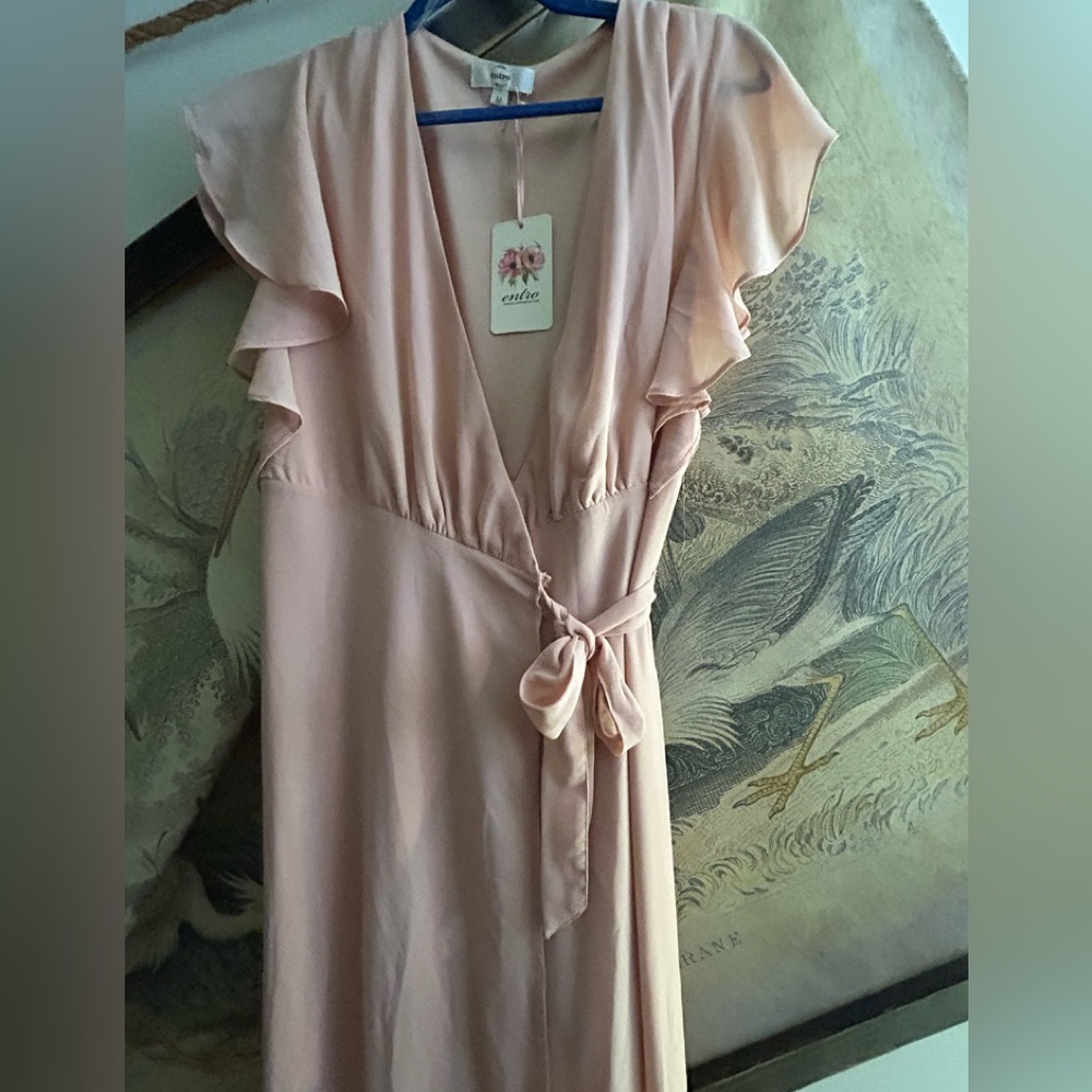 * New Entro Maxi Wrap Dress Tan Mauve SZ Medium *